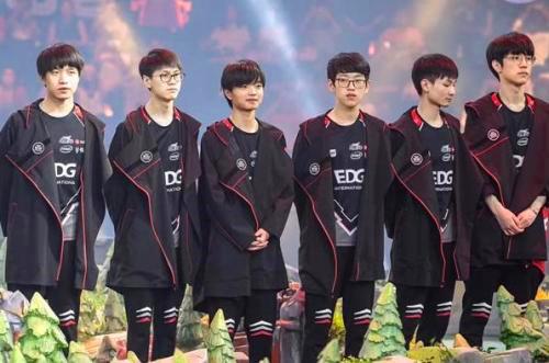 为胜利奠定 为胜利奠定